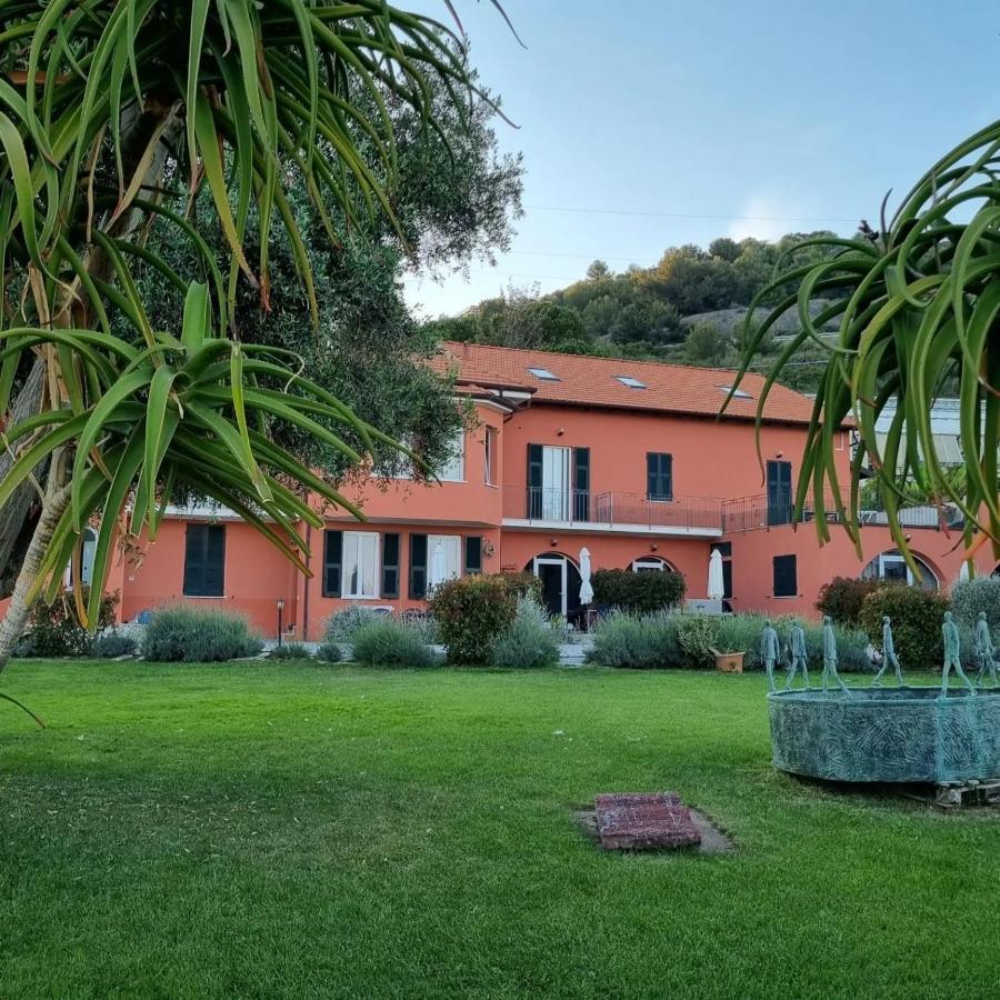 Agriturismo La Tuffatrice Imperia Luaran gambar